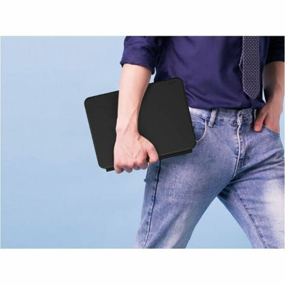 Belkin Pro Keyboard Case with Magnetic Stand for iPad Pro 13" (M4) - BBZ003tt-V2