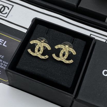 18K  Chanel Classic Earrings